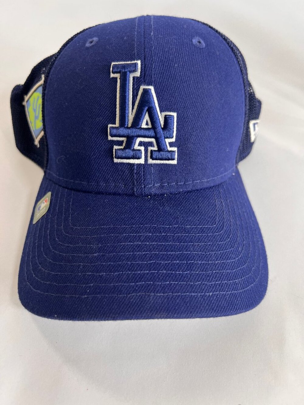 New Era 39THIRTY LA Dodgers On-Field Fitted Mesh Hat Navy Medium/Large MLB
